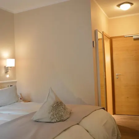 Pensionat Zum Heidewanderer Mit Thermeplus 4*