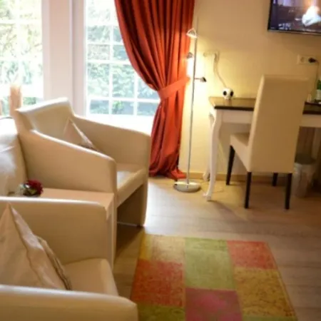 Zum Heidewanderer Mit Thermeplus Pensión 4*